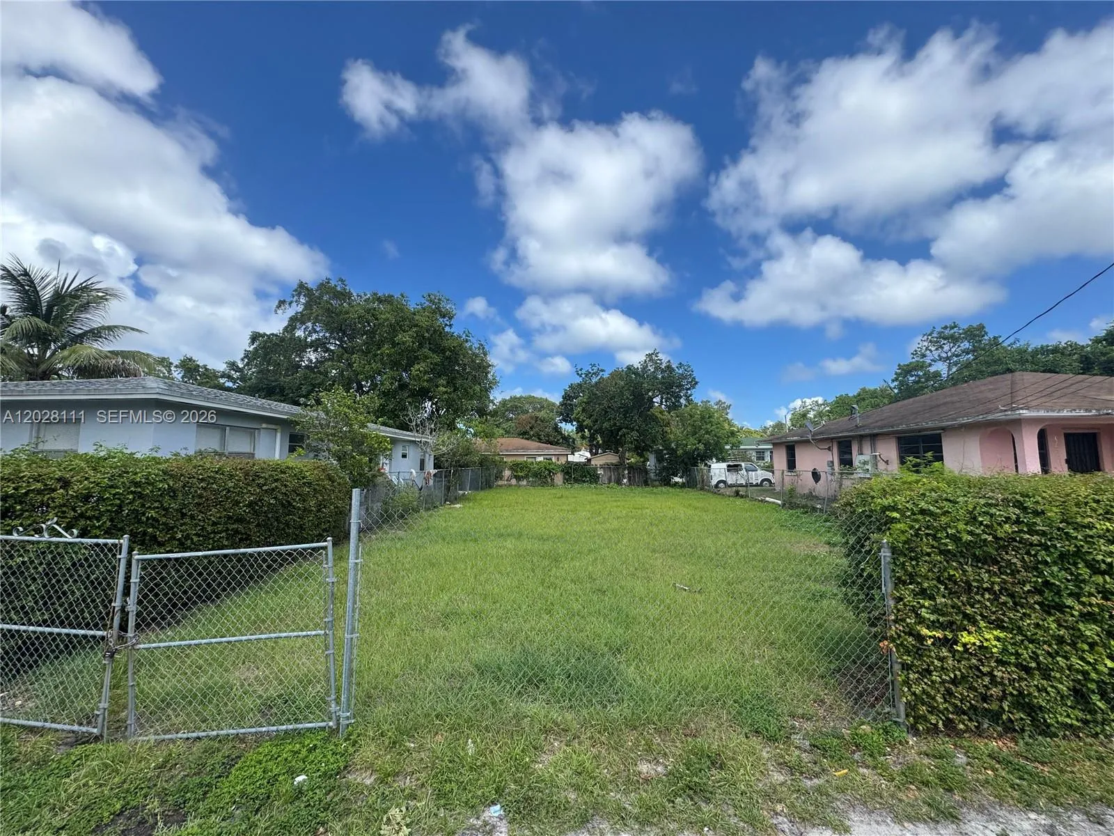 6335 NW 1st Ct, Miami FL 33150