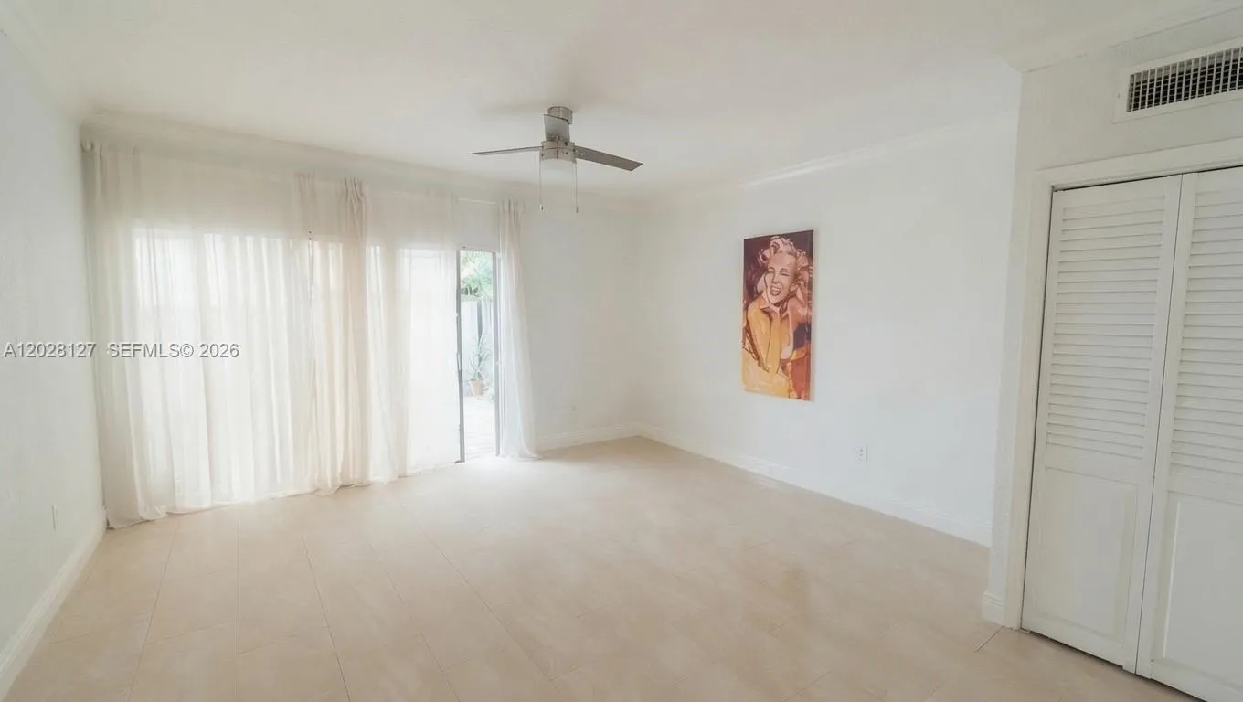 1901 NW S River Dr # 5A, Miami FL 33125
