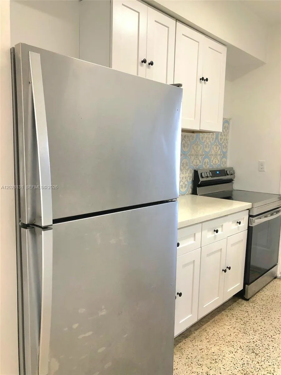 7135 Rue Granville # 4, Miami Beach FL 33141