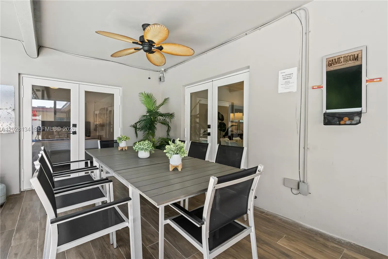 1329 Funston, Hollywood FL 33019