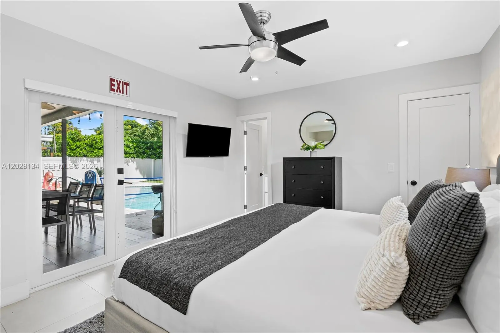 1329 Funston, Hollywood FL 33019