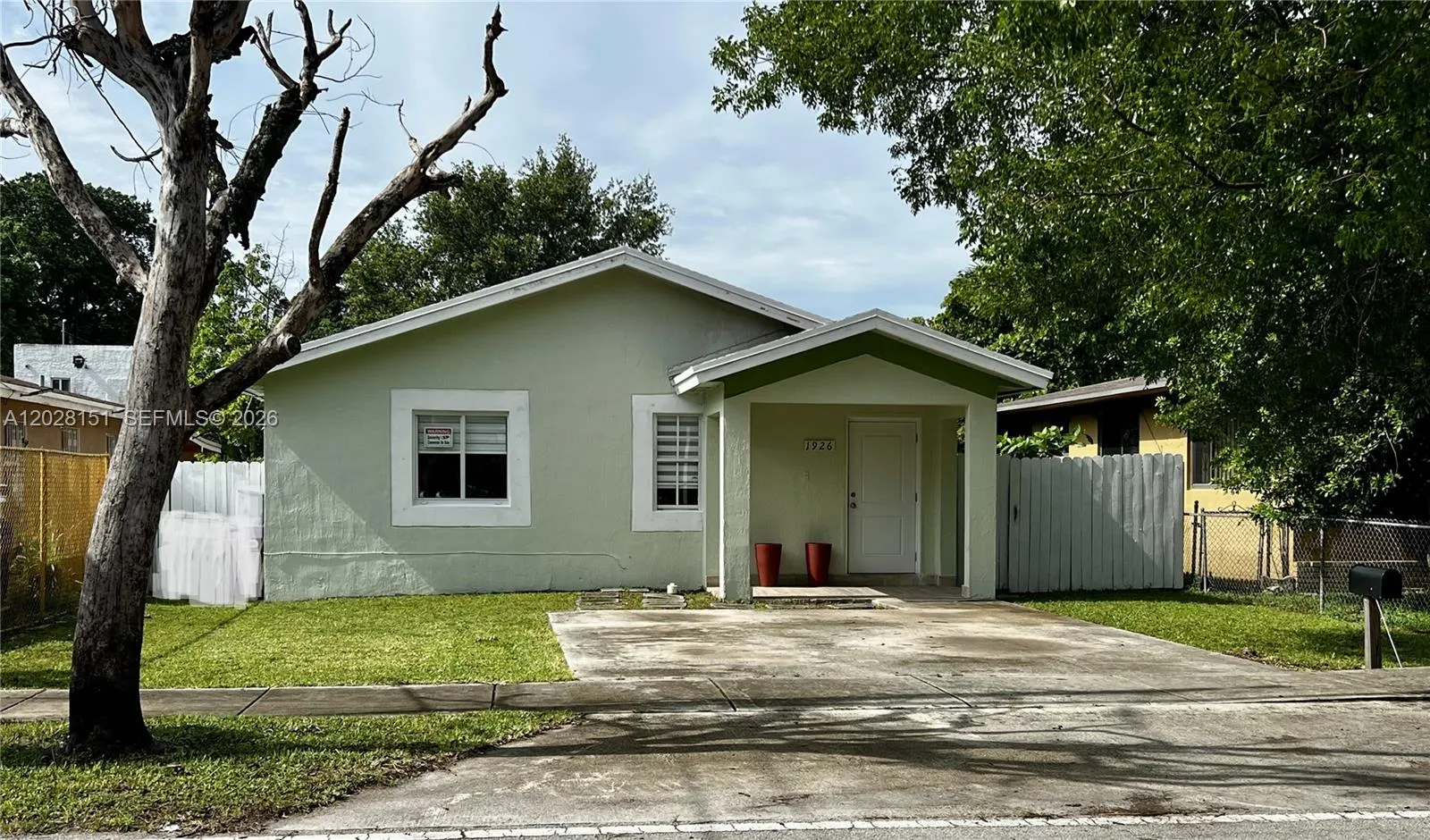 1926 NW 60th St, Miami FL 33142