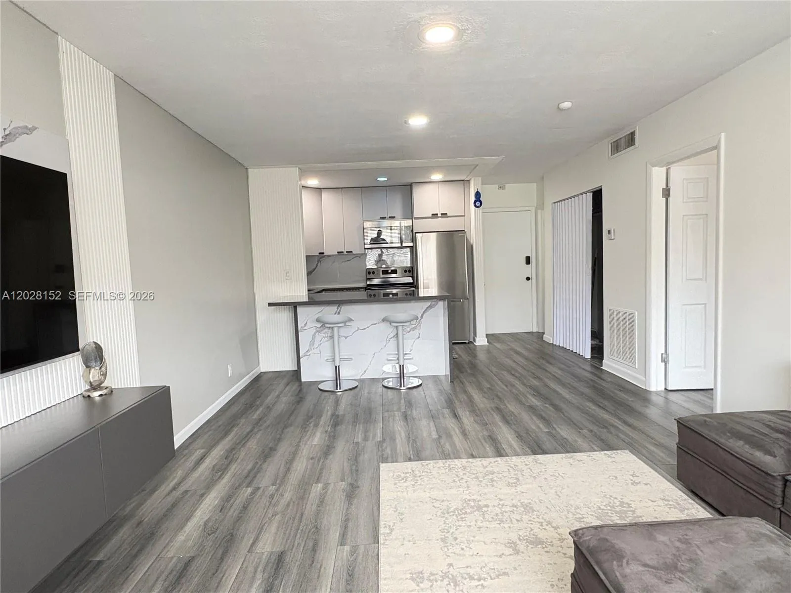 1520 Mckinley St # 107E, Hollywood FL 33020