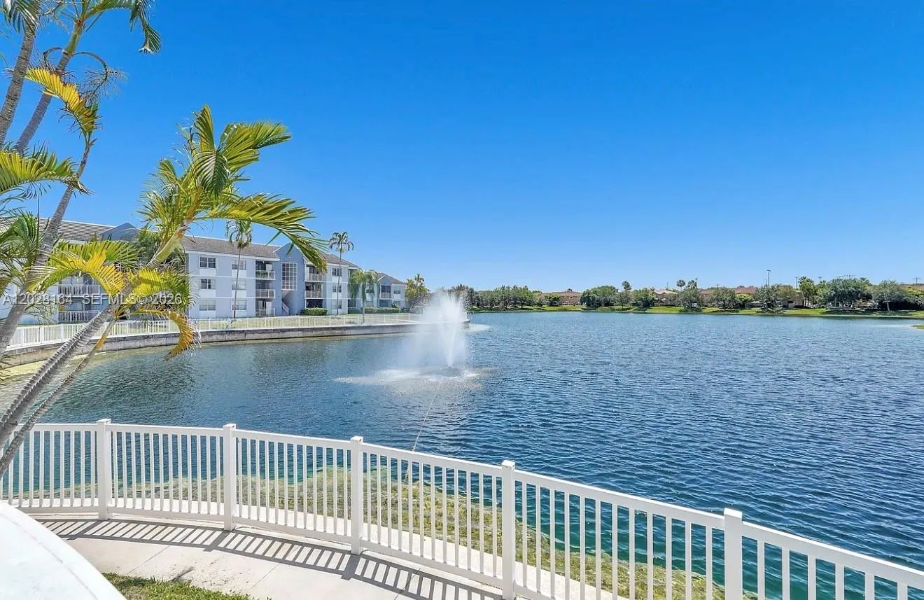 8580 SW 212th St # 303, Cutler Bay FL 33189