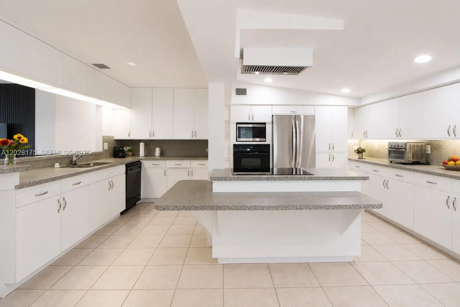 10730 SW 52nd Ter, Miami FL 33165