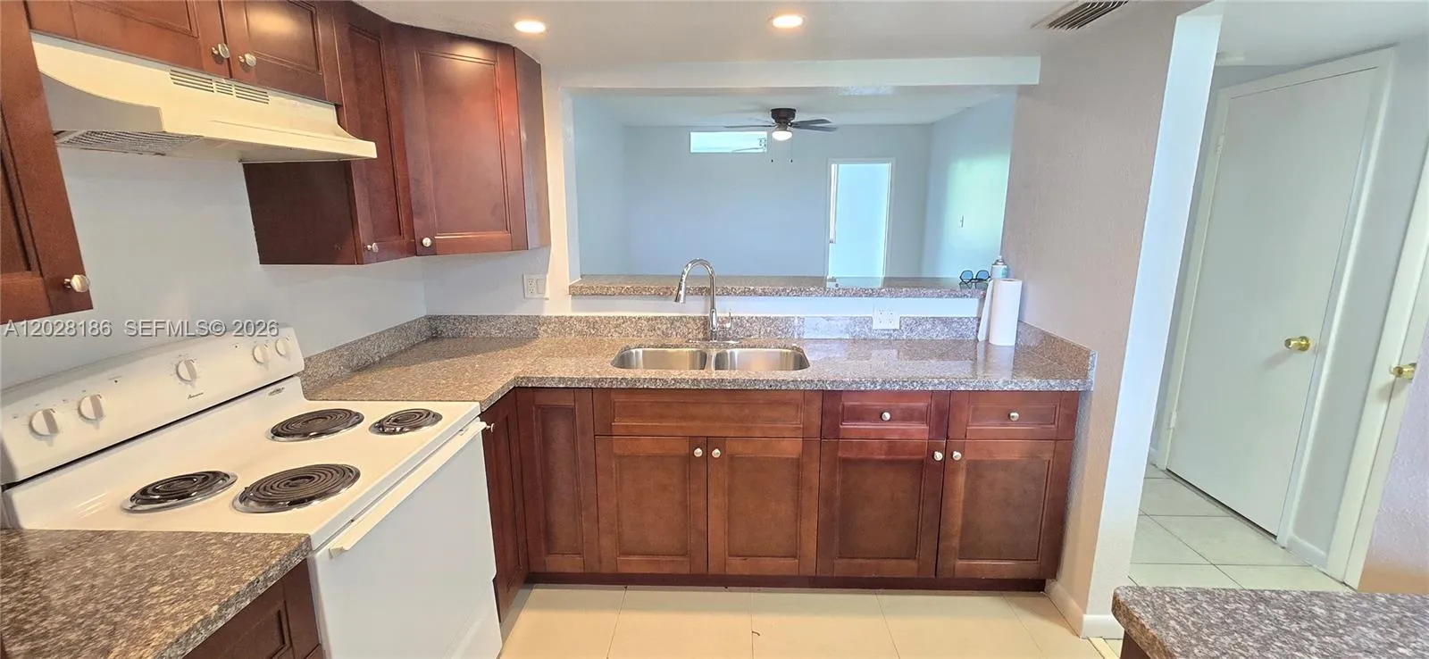 5335 NW 10th Ct # 307, Plantation FL 33313