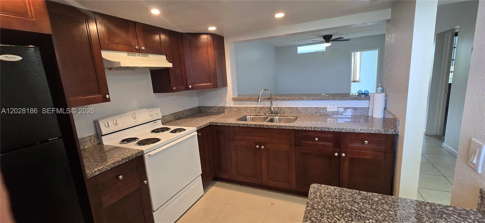 5335 NW 10th Ct # 307, Plantation FL 33313