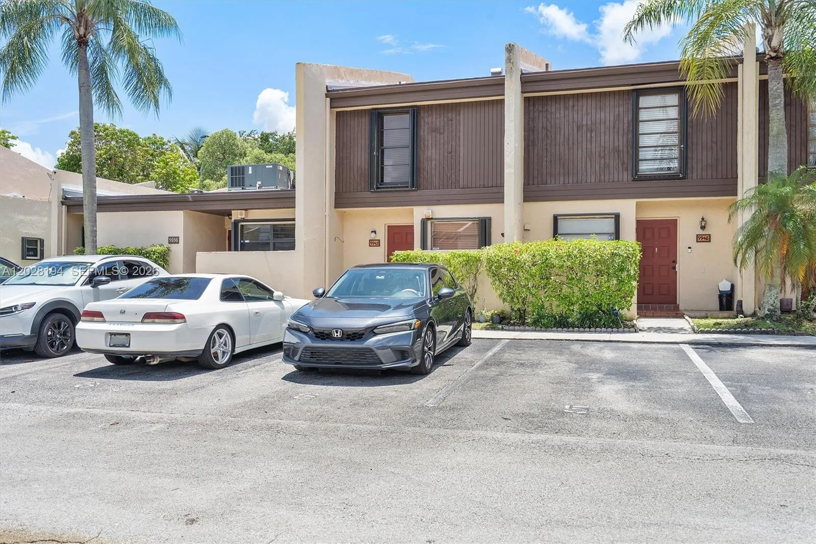 9942 NW 10th St # 7, Pembroke Pines FL 33024