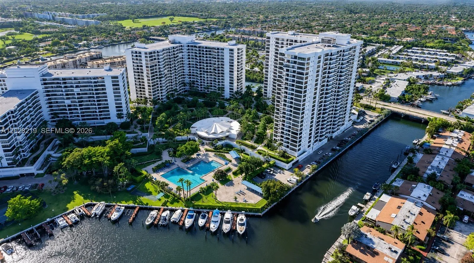 2500 Parkview Dr # 1815, Hallandale Beach FL 33009