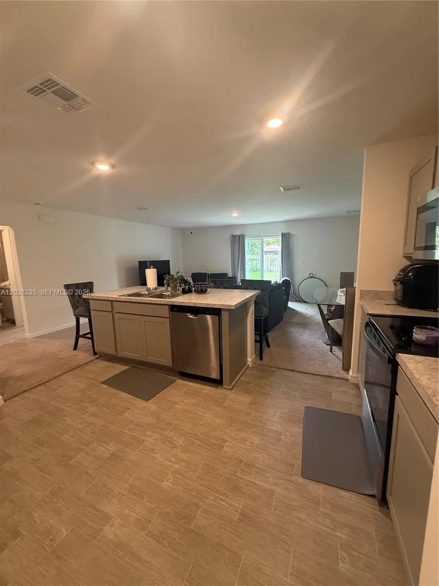 2342 SW Dodge Ter, Port St. Lucie FL 34953