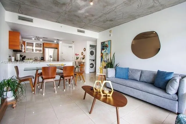 3250 NE 1st Ave # 613, Miami FL 33137