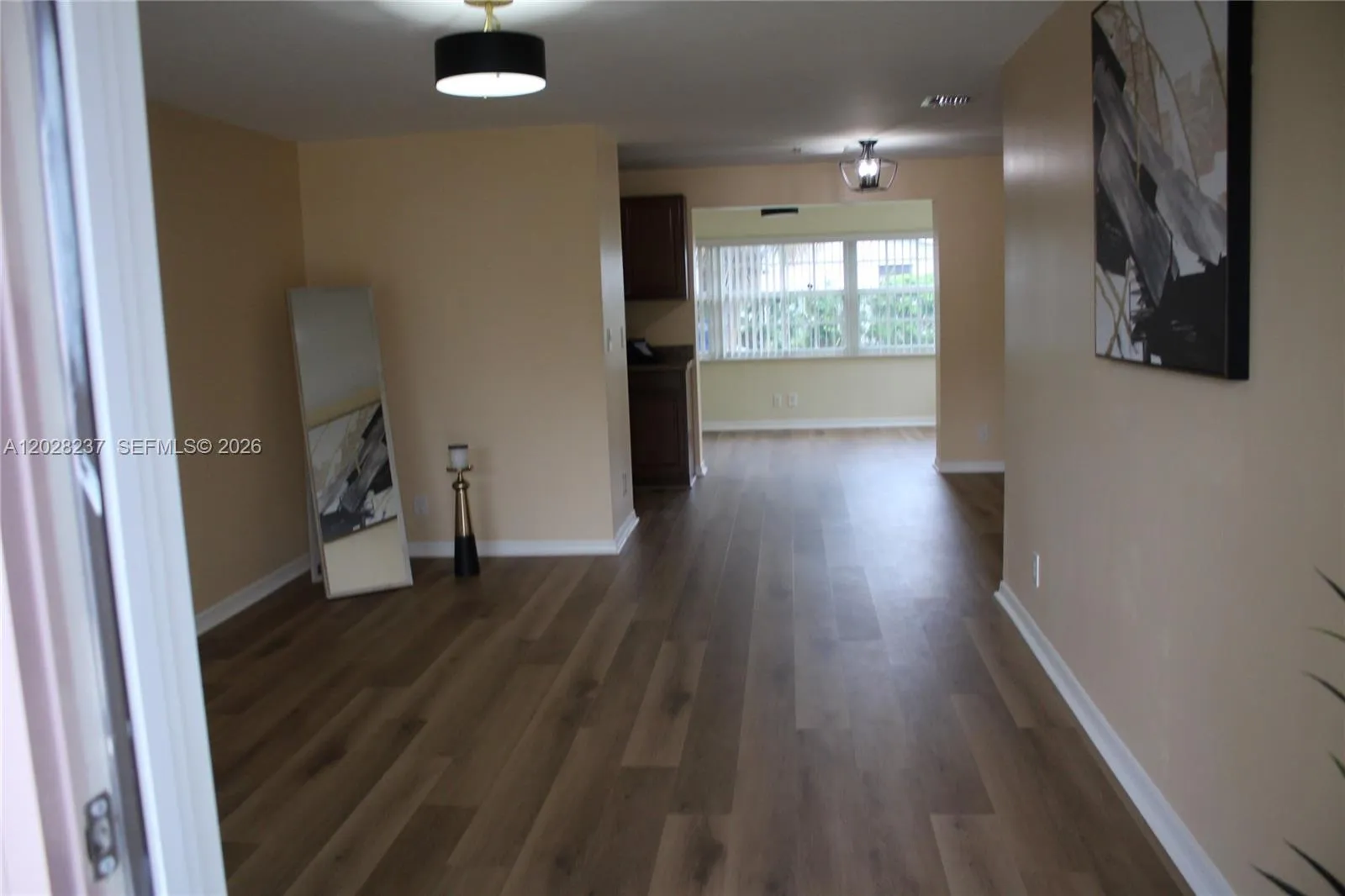 1570 W 13th St, Riviera Beach FL 33404