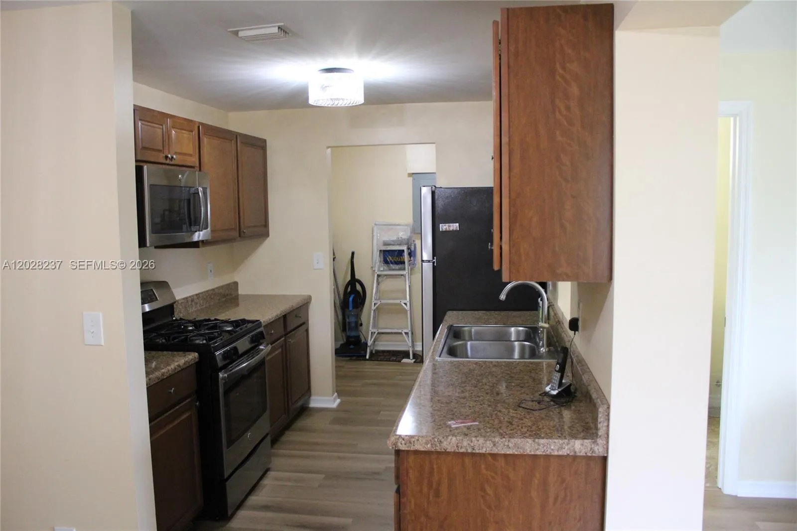 1570 W 13th St, Riviera Beach FL 33404