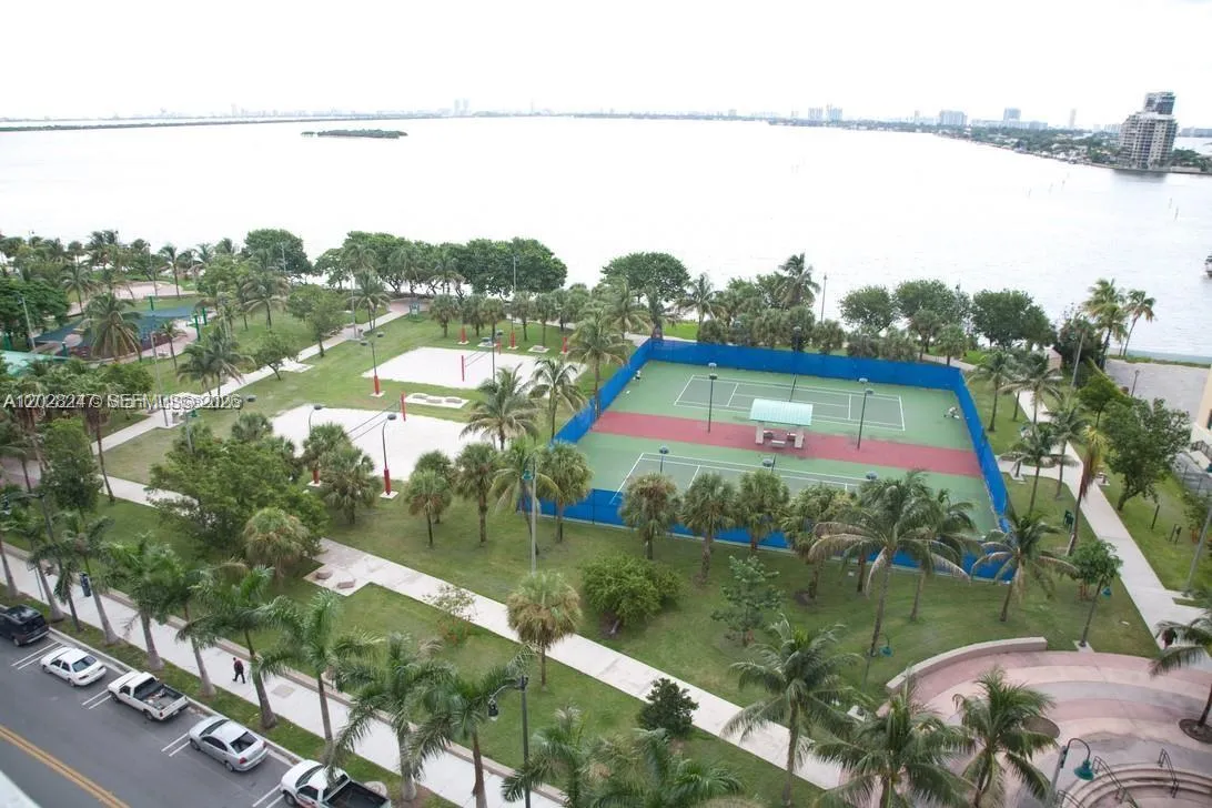 1800 N Bayshore Dr # 2310, Miami FL 33132