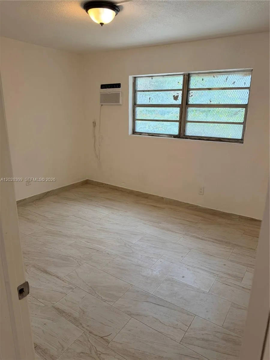 220 NW 16th Ter # 2, Miami FL 33136