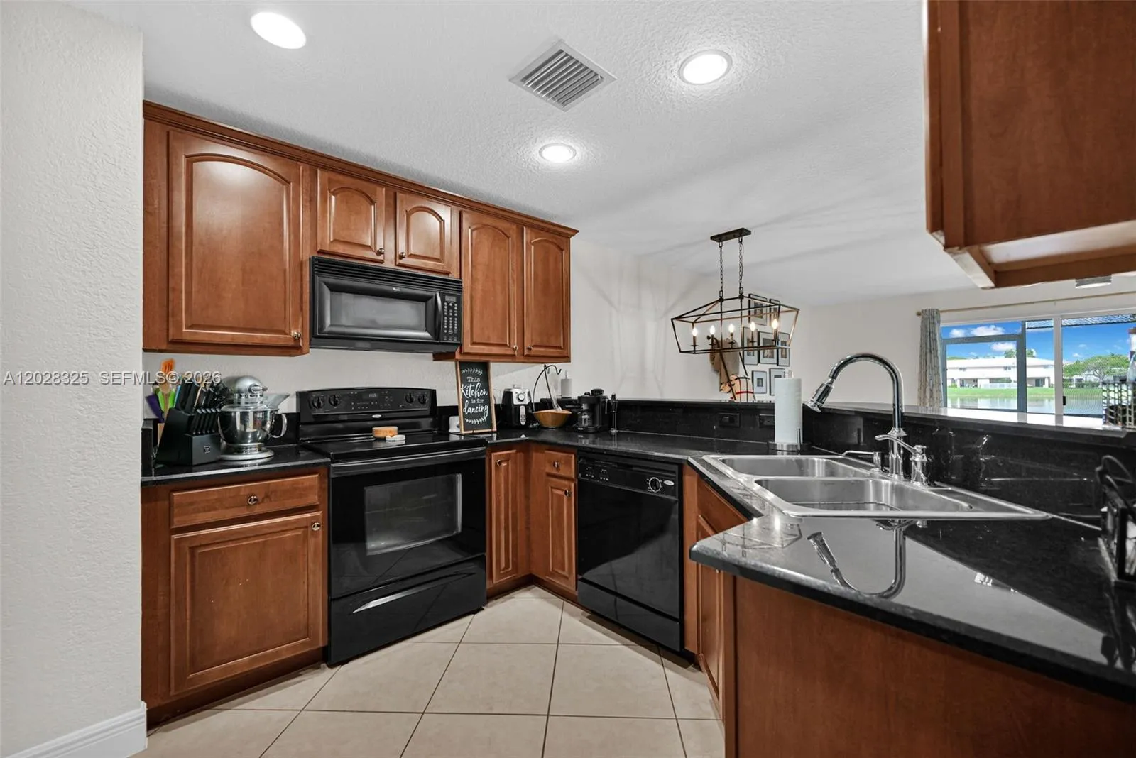 5927 Royal Way, Tamarac FL 33321