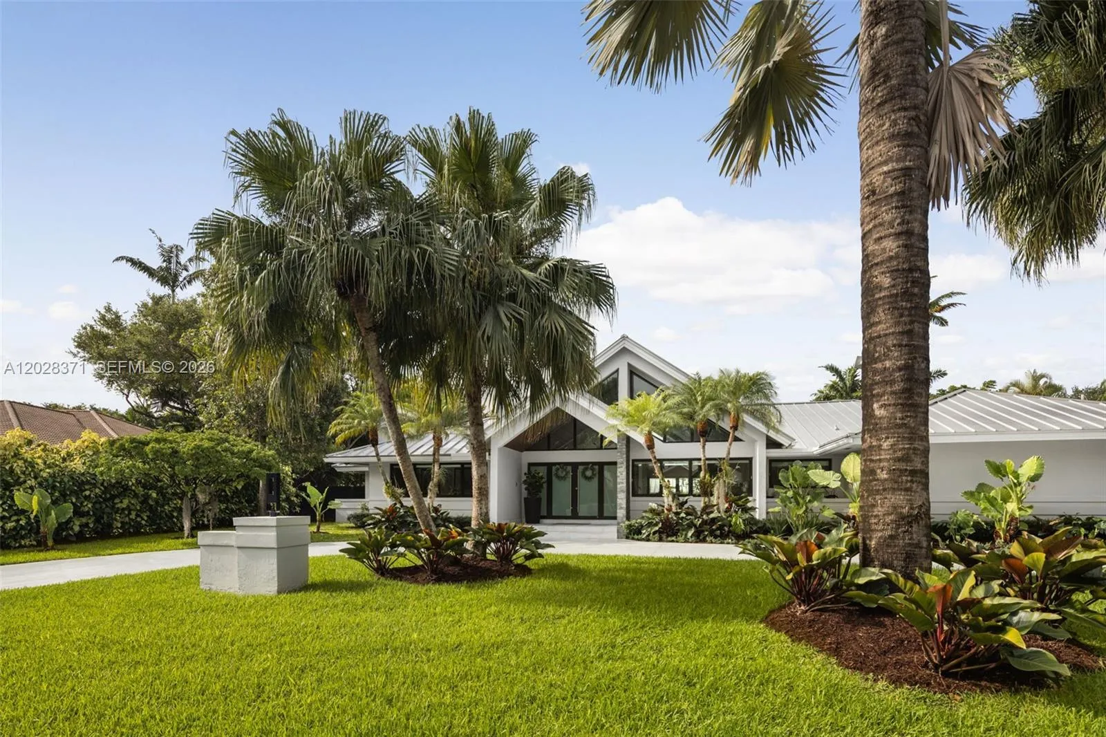 7440 SW 106th St, Pinecrest FL 33156