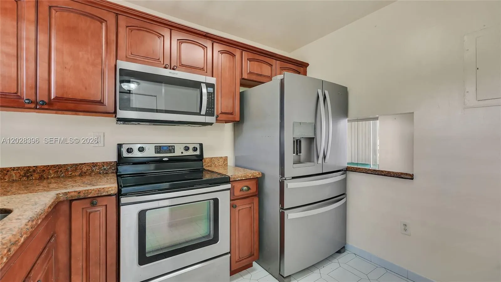 2811 N Pine Island Rd # 302, Sunrise FL 33322