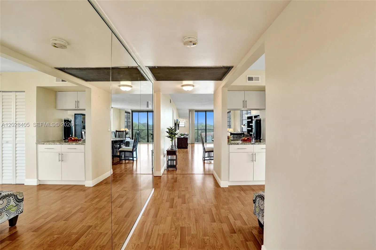 901 Colony Point Cir # 501, Pembroke Pines FL 33026