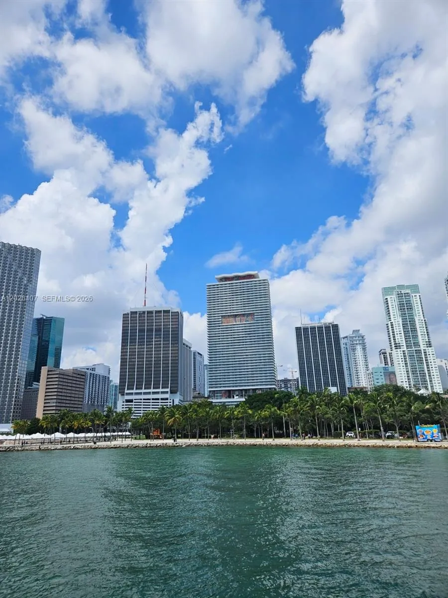 50 Biscayne Blvd # 703, Miami FL 33132