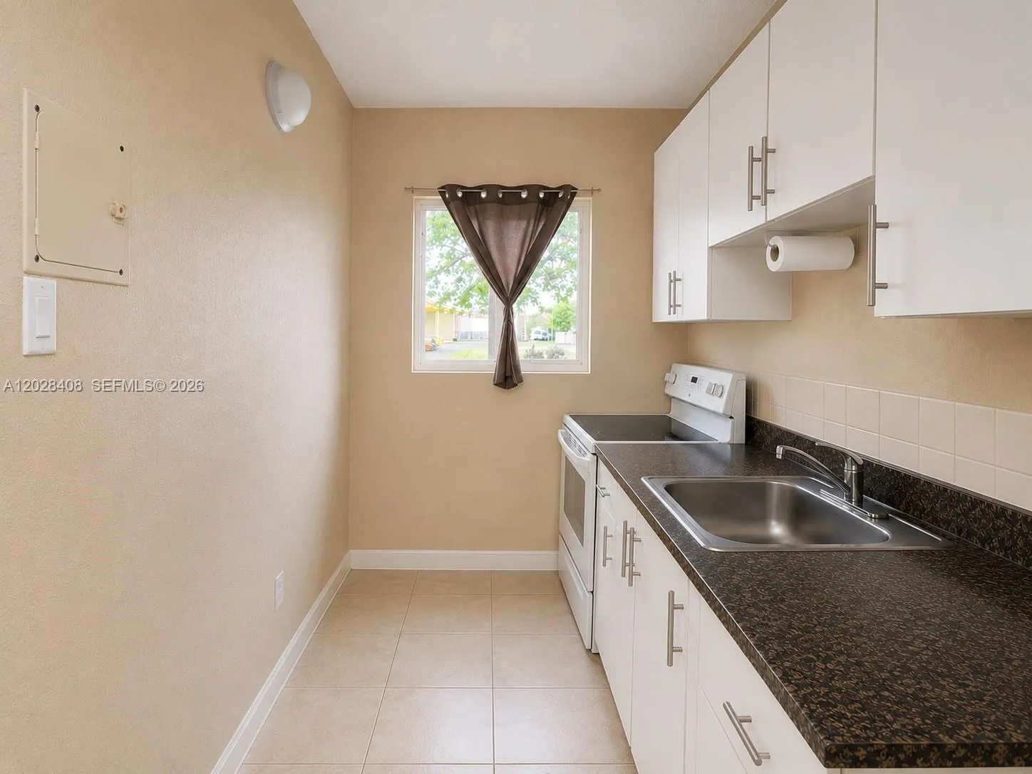 520 SW 6th Ave # 2, Homestead FL 33030