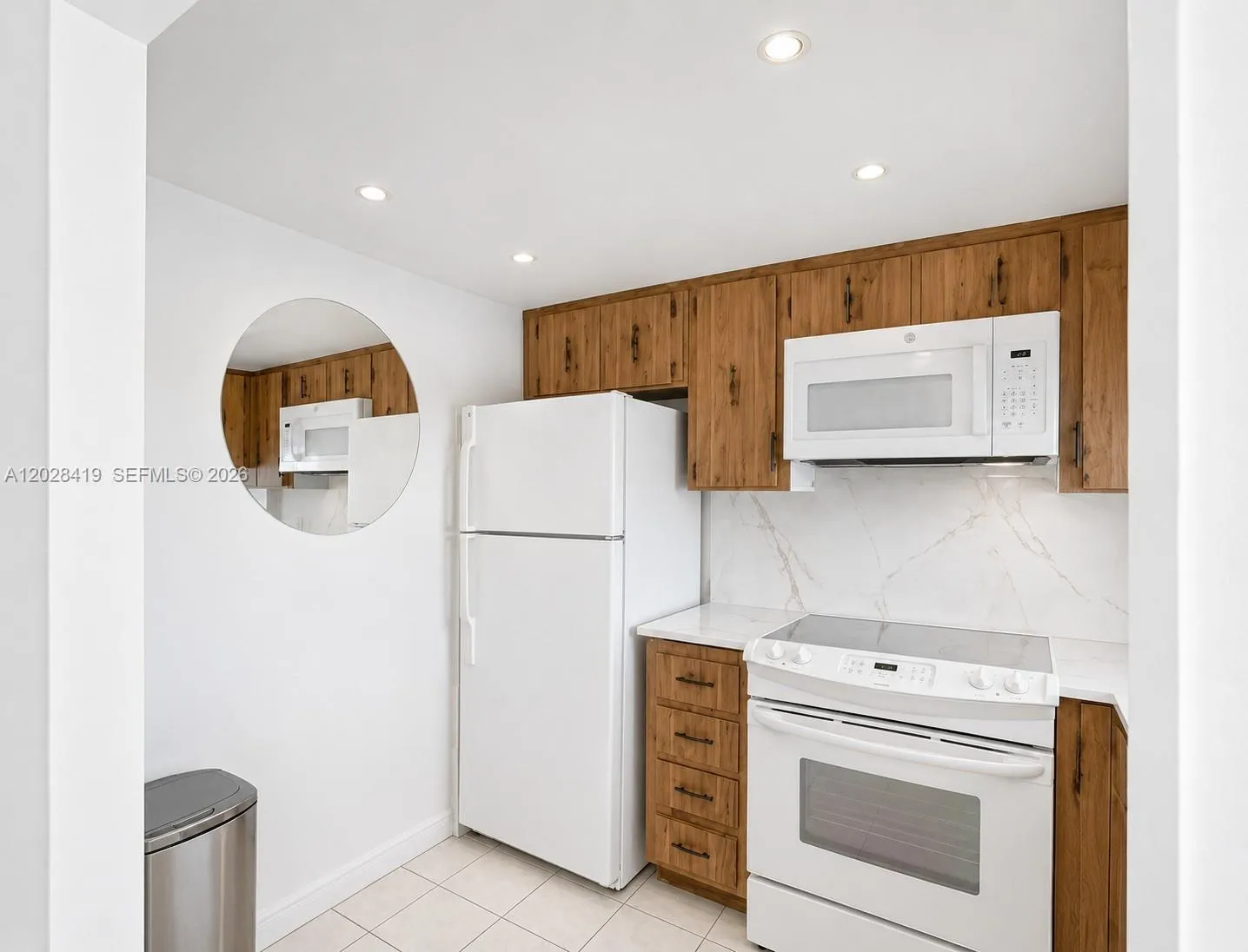 16465 NE 22nd Avenue # 206, North Miami Beach FL 33160