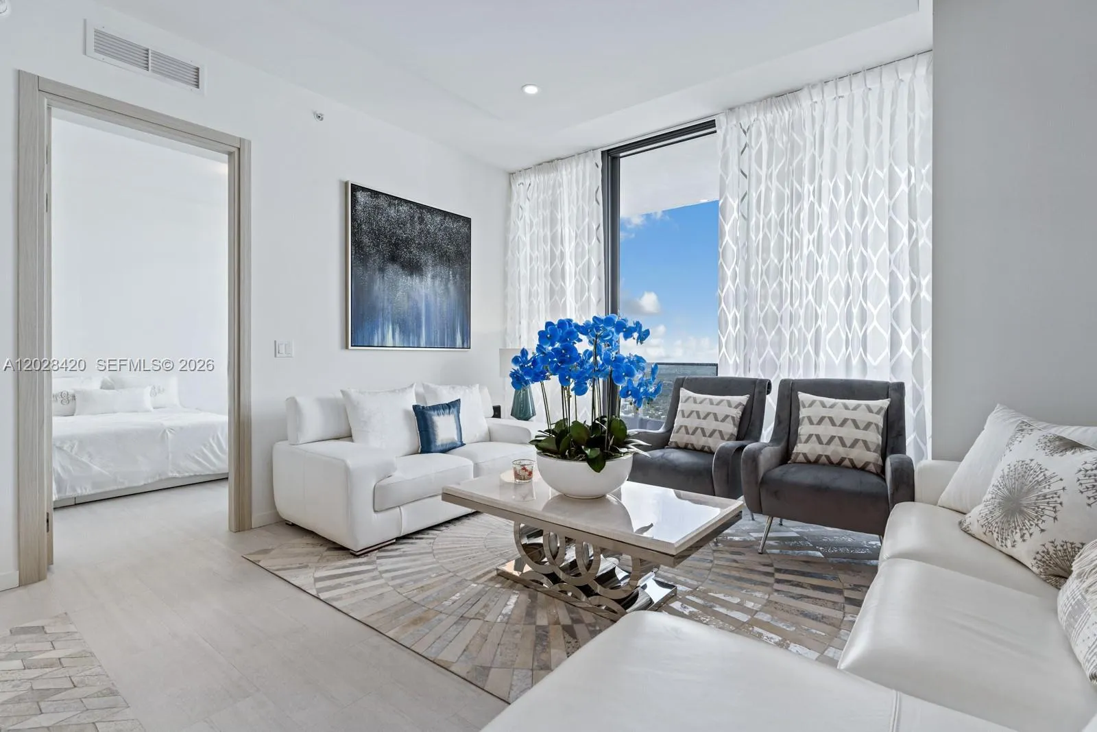 1000 Brickell Plz, Miami FL 33131
