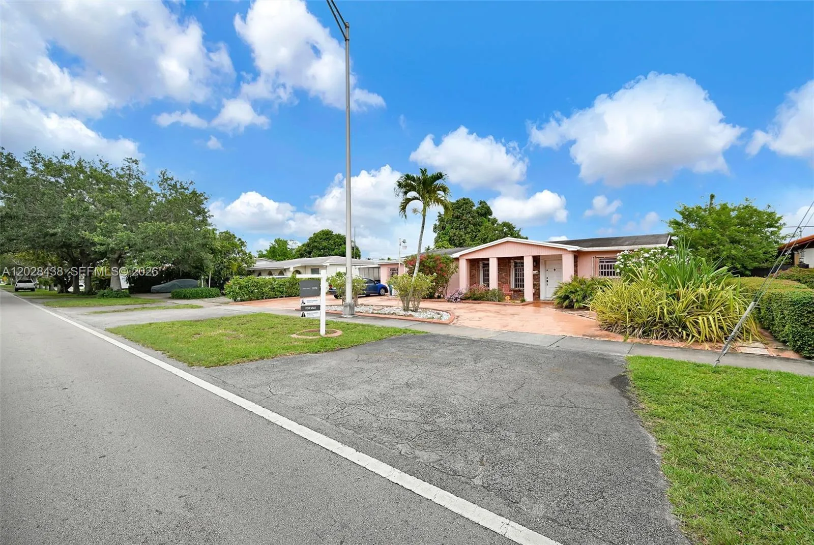 1421 SW 92nd Ave, Miami FL 33174