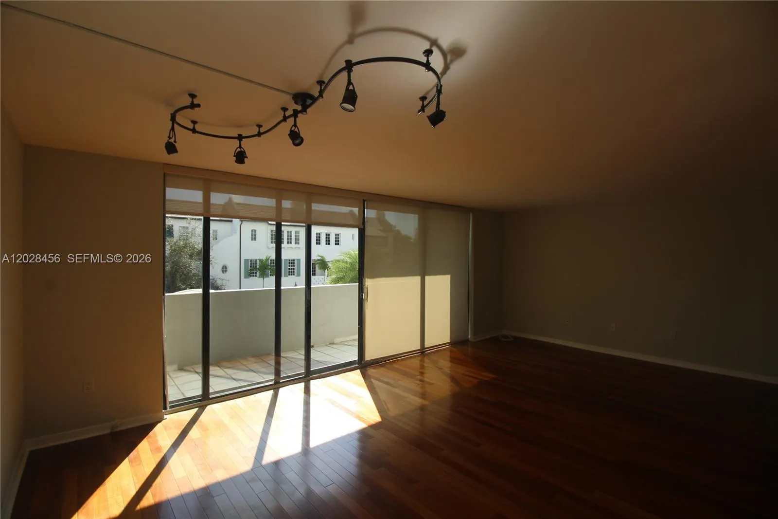 441 Valencia Ave # 202, Coral Gables FL 33134