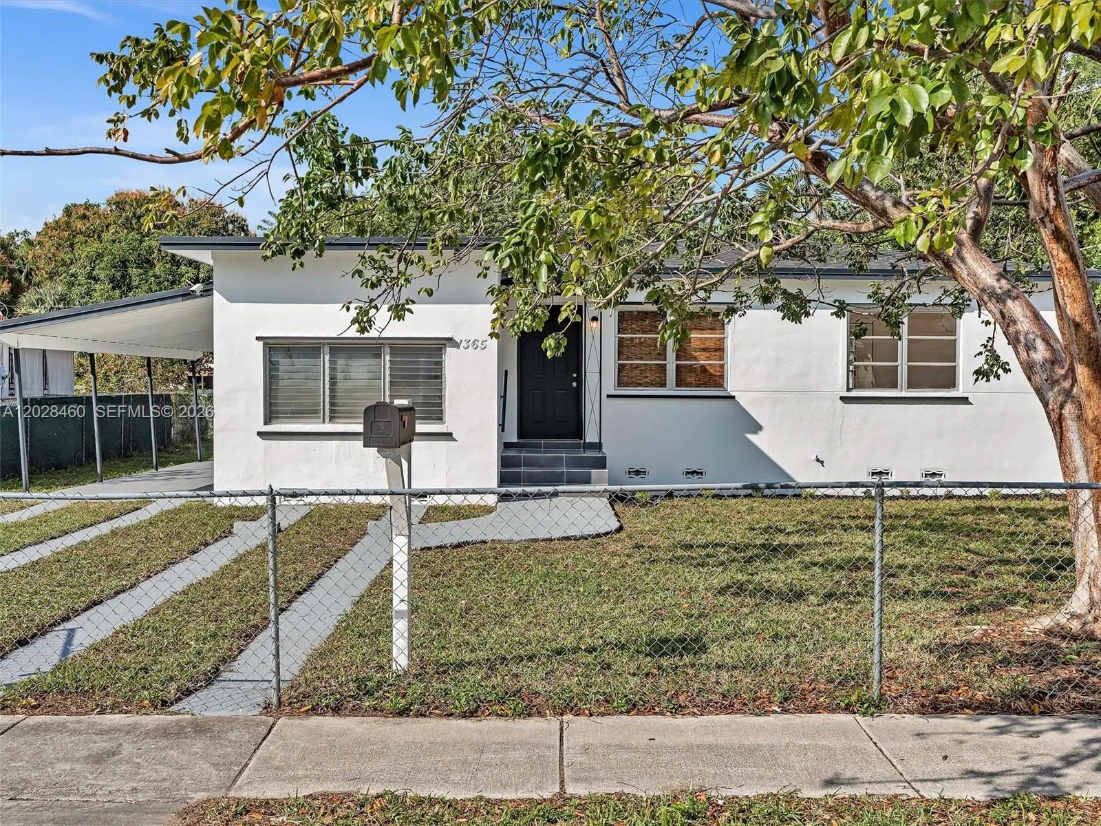 1365 NE 130th St, North Miami FL 33161