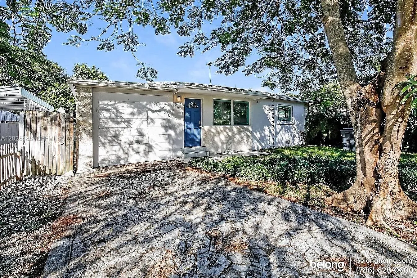 5631 Polk St, Hollywood FL 33021