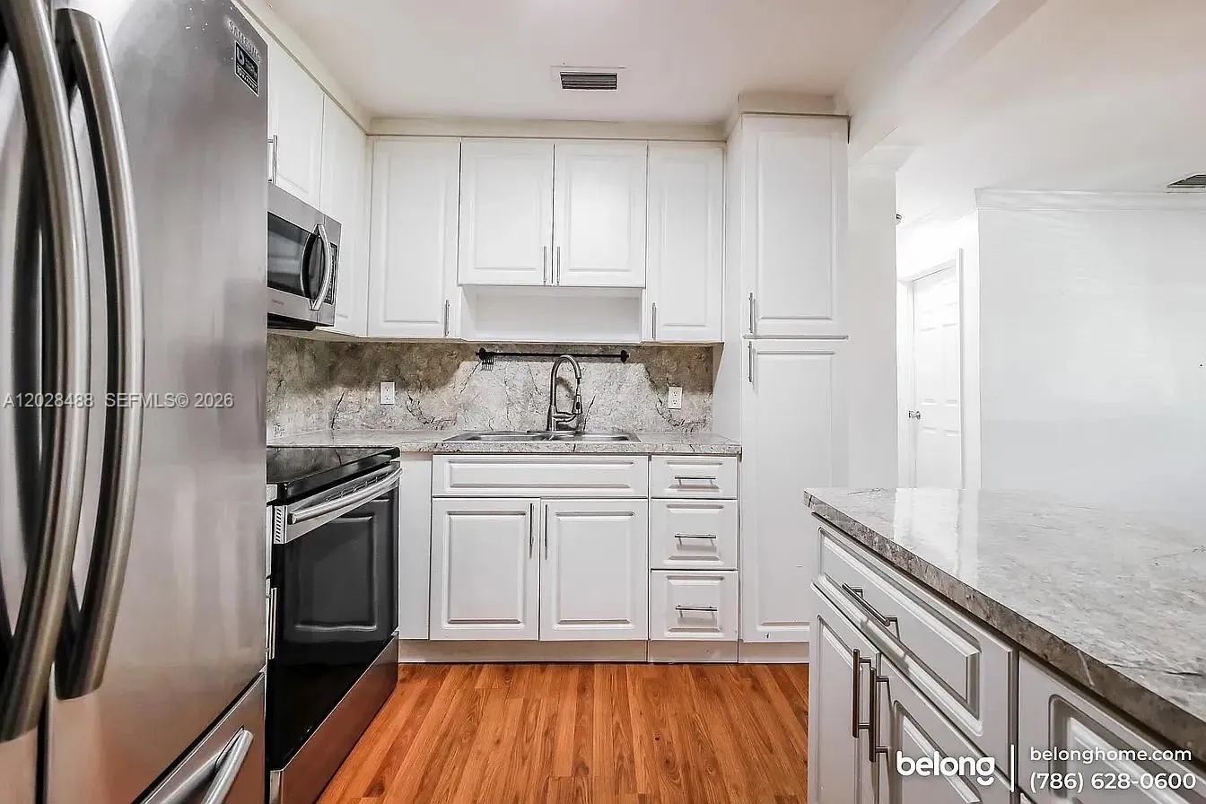 5631 Polk St, Hollywood FL 33021