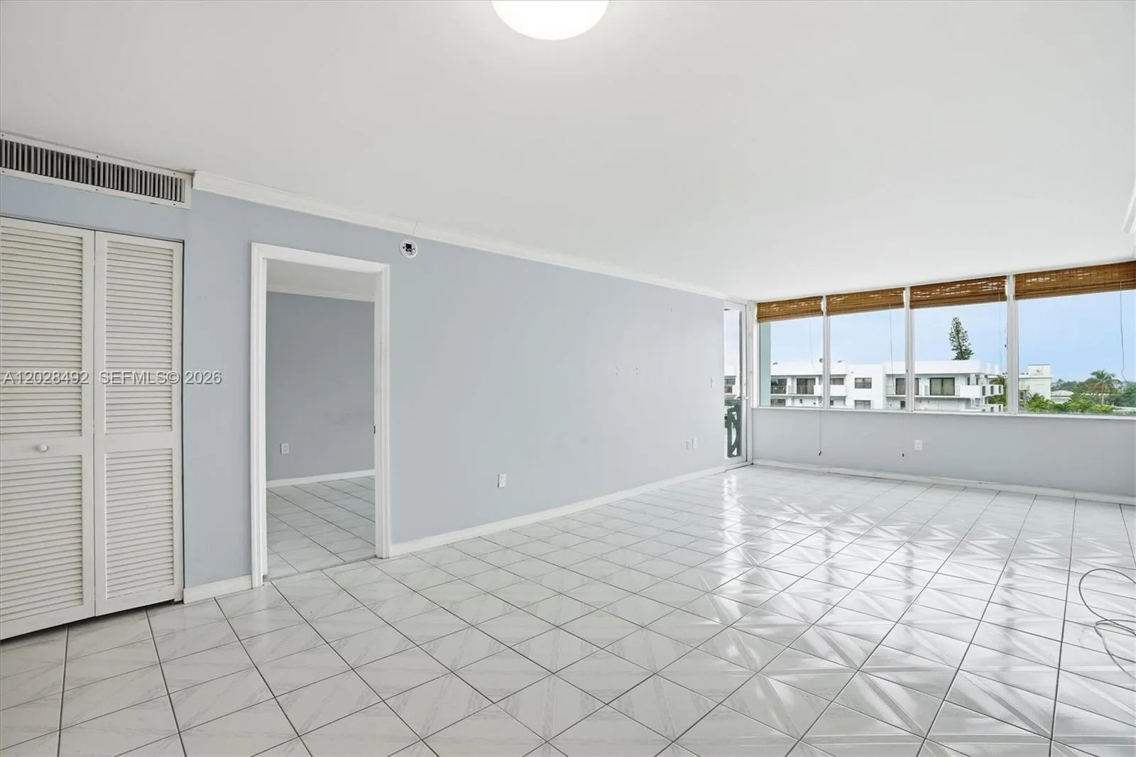 8233 Harding Ave # 504, Miami Beach FL 33141