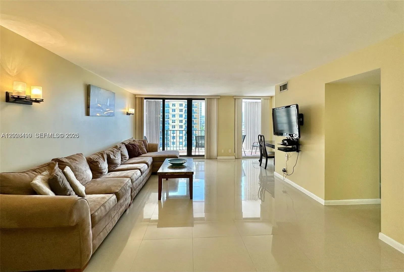 2401 S Ocean Dr # 707, Hollywood FL 33019