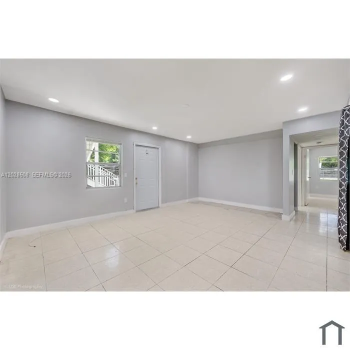 616 NW 67th St # C, Miami FL 33150