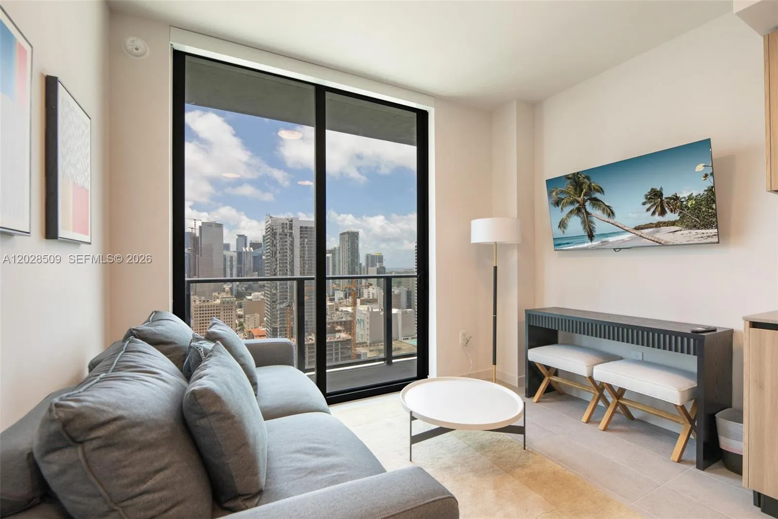 121 NE 5th St # 3102, Miami FL 33132