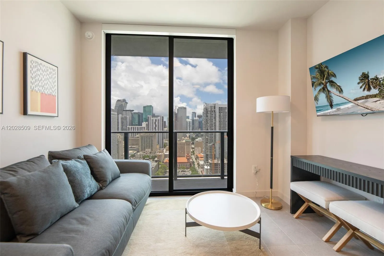 121 NE 5th St # 3102, Miami FL 33132