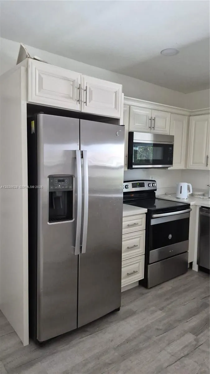 8261 Johnson St, Pembroke Pines FL 33024