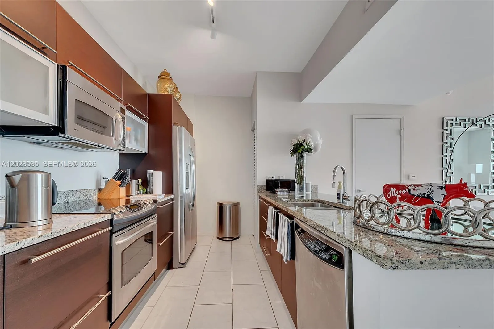 951 Brickell Ave # 2406, Miami FL 33131