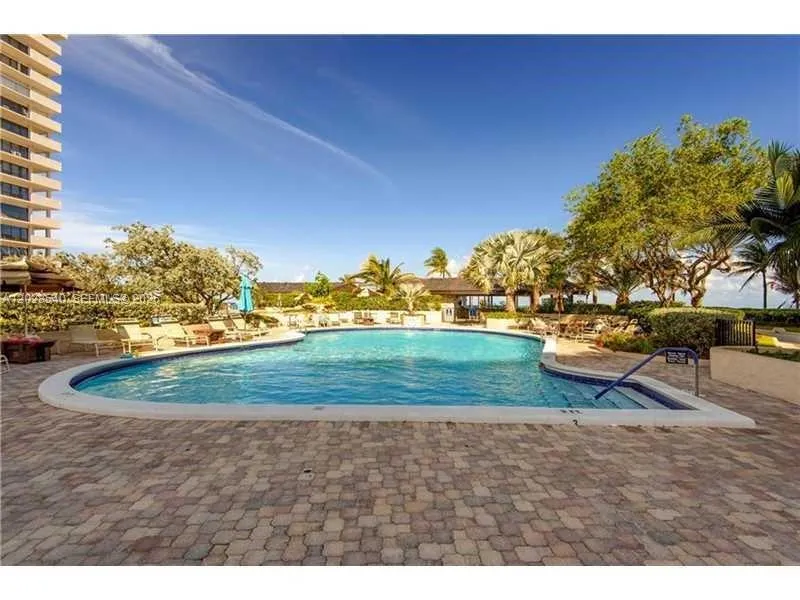 4900 N Ocean Blvd # 1101, Lauderdale By The Sea FL 33308