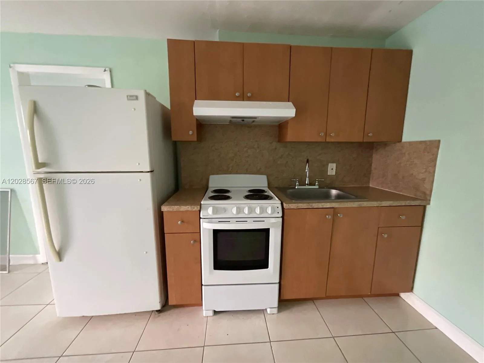 736 NW 42nd St # 2, Miami FL 33127