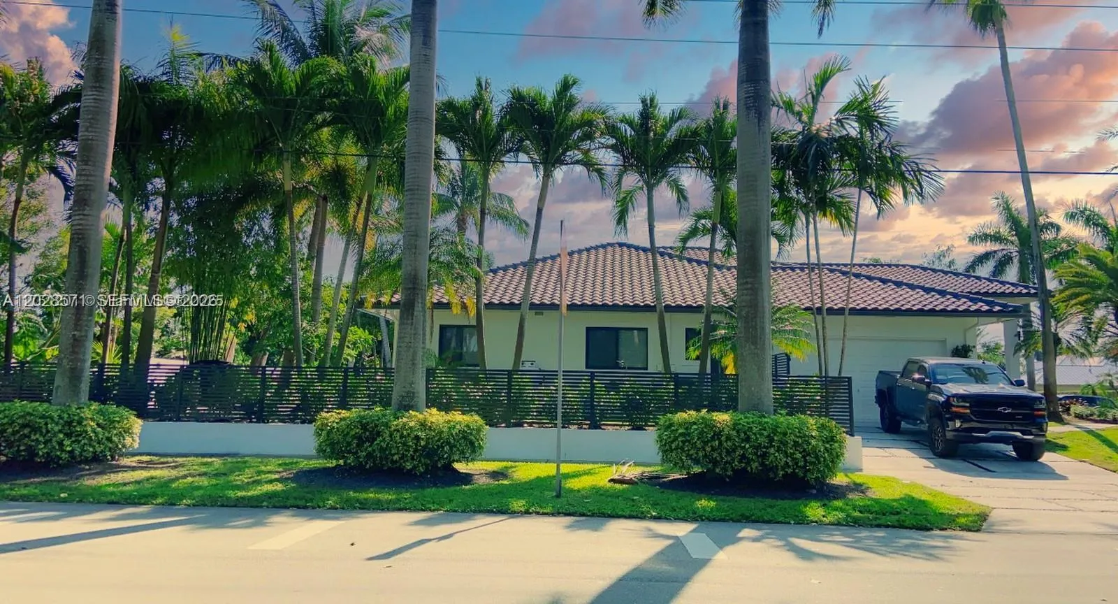 17615 SW 80th, Palmetto Bay FL 33157