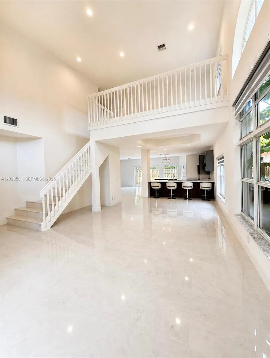 11244 NW 58th Ter, Doral FL 33178