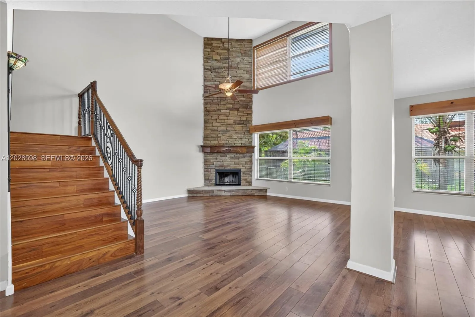 8226 NW 41st St, Coral Springs FL 33065