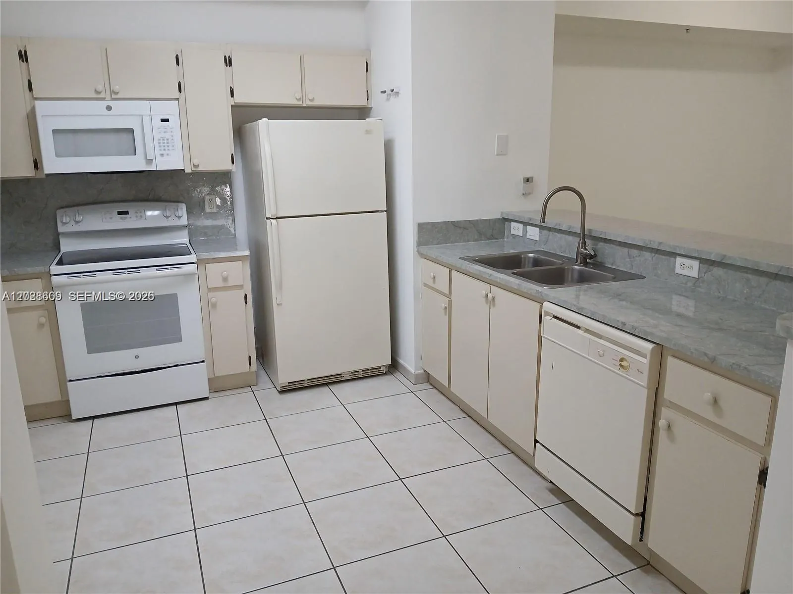 7230 NW 114th Ave # 103, Doral FL 33178
