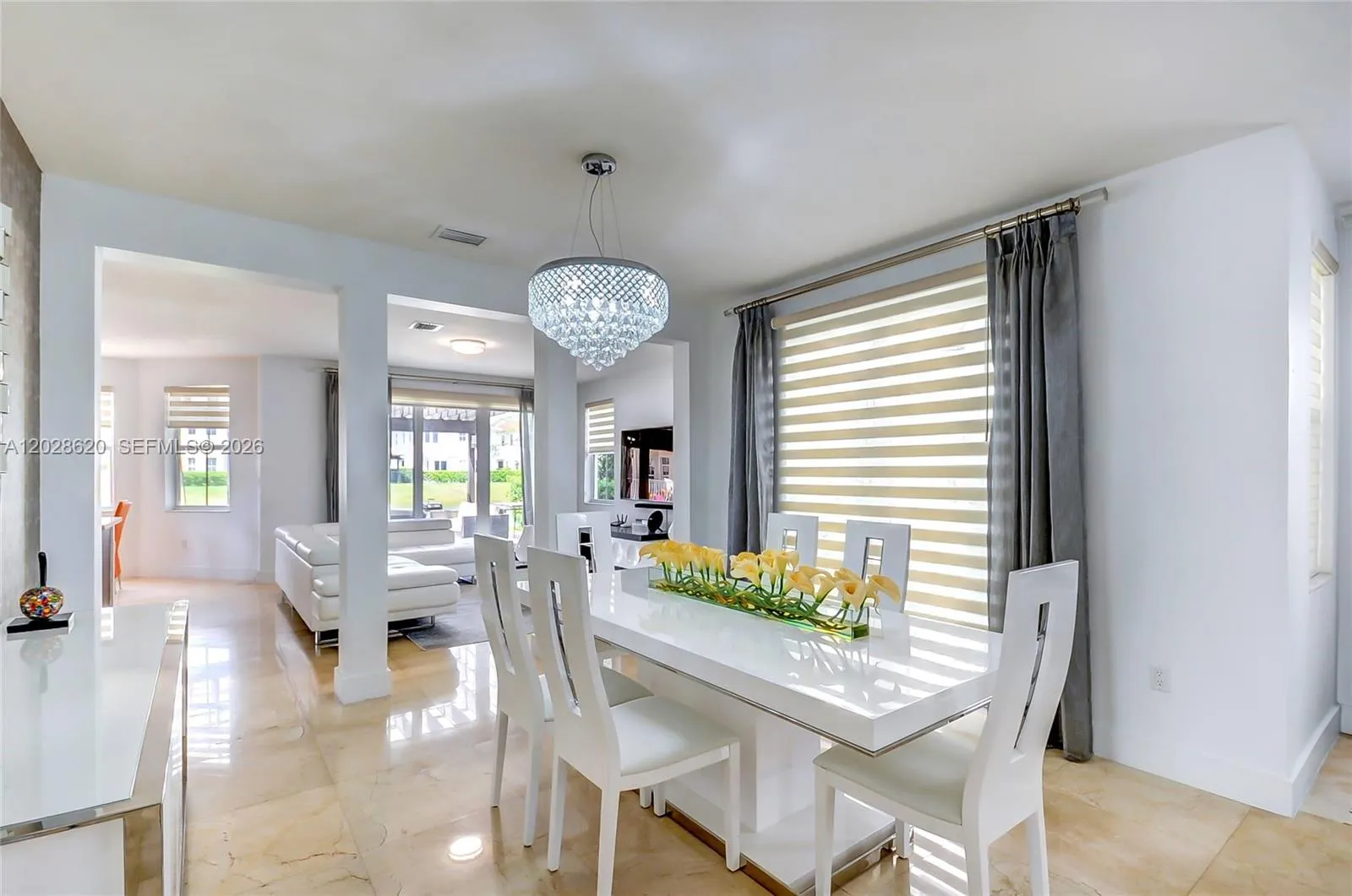 10555 NW 69th Ter, Doral FL 33178