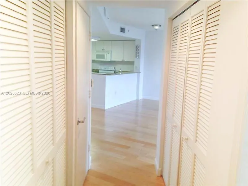19501 W Country Club Dr # 1511, Aventura FL 33180
