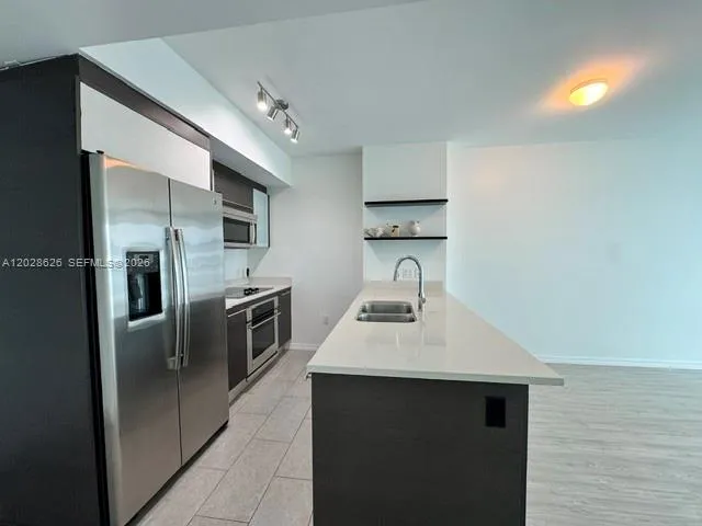 500 Brickell Ave # 3404, Miami FL 33131
