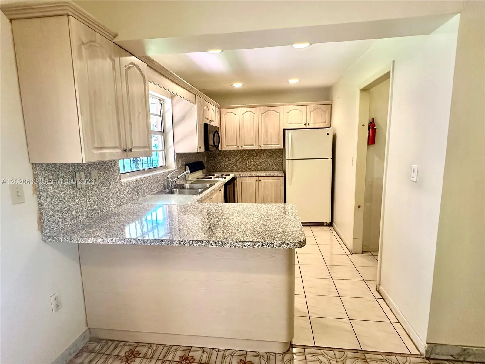 900 SW 104th Ave # 5B, Miami FL 33174