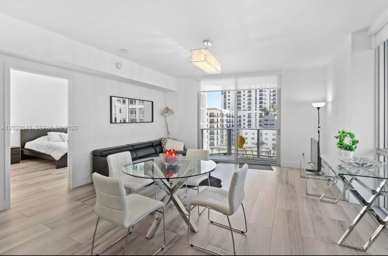 1010 SW 2nd Ave # 609, Miami FL 33130